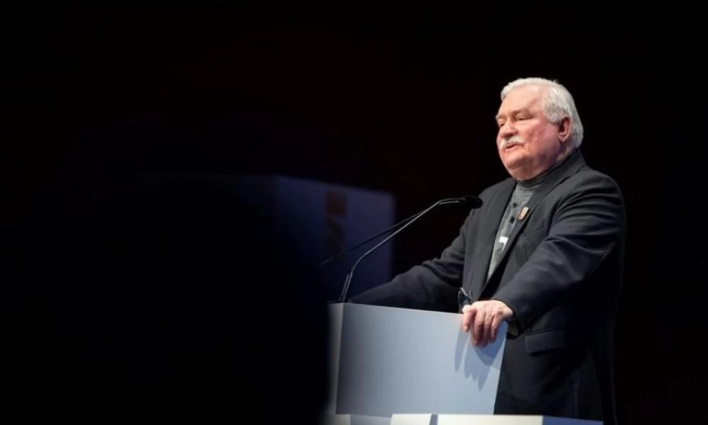 Ο Λεχ Βαλέσα μπαίνει στο νοσοκομείο: «Δεν ξέρω πότε θα ξαναϊδωθούμε ή και αν θα ξαναϊδωθούμε»